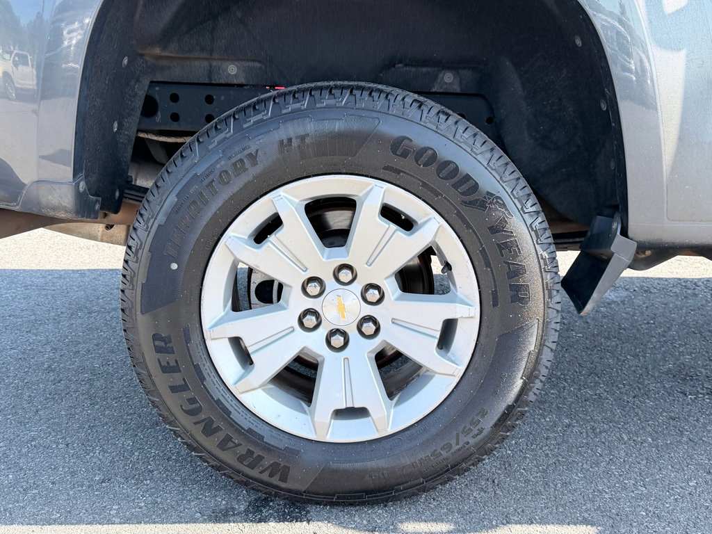 Used 2016 Chevrolet Colorado LT RWD image 32