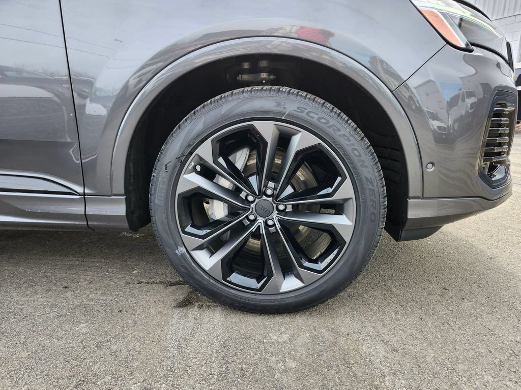 New 2026 Audi Q7 3.0T Premium Plus AWD/4WD image 20