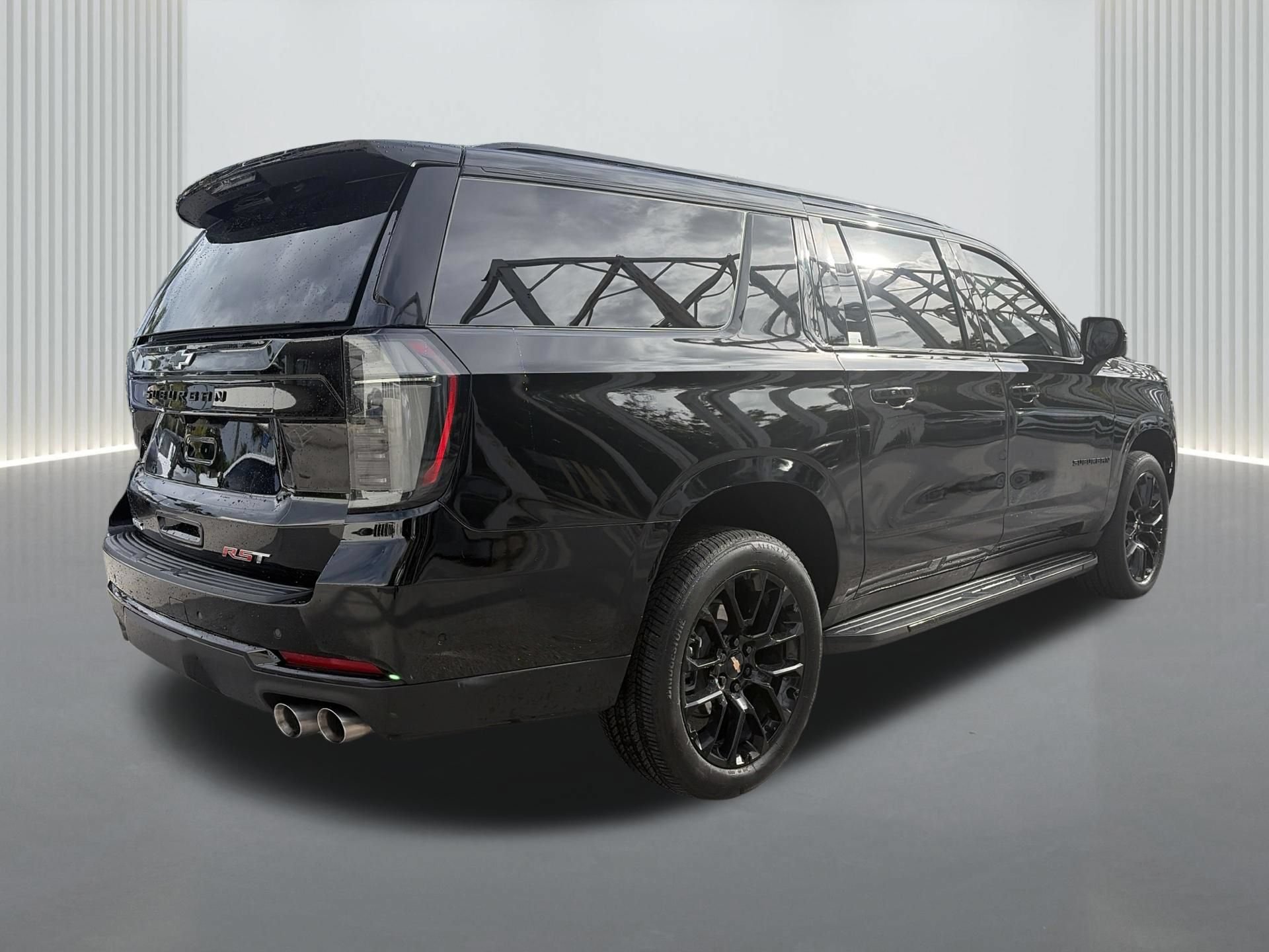 Used 2026 Chevrolet Suburban RST w/ Comfort Package RWD image 7