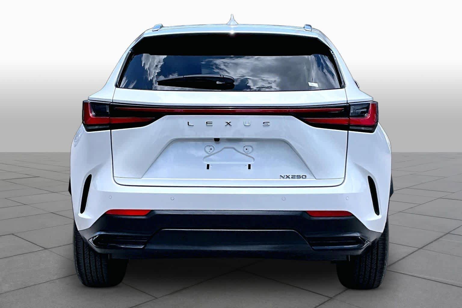 Used 2025 Lexus NX 250 FWD w/ Cold Area Package image 5