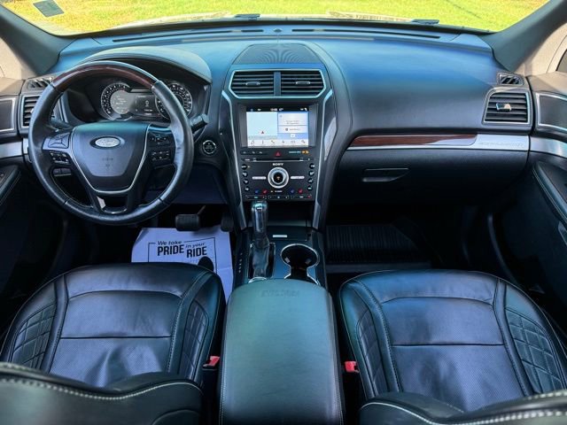 Certified 2018 Ford Explorer Platinum image 24