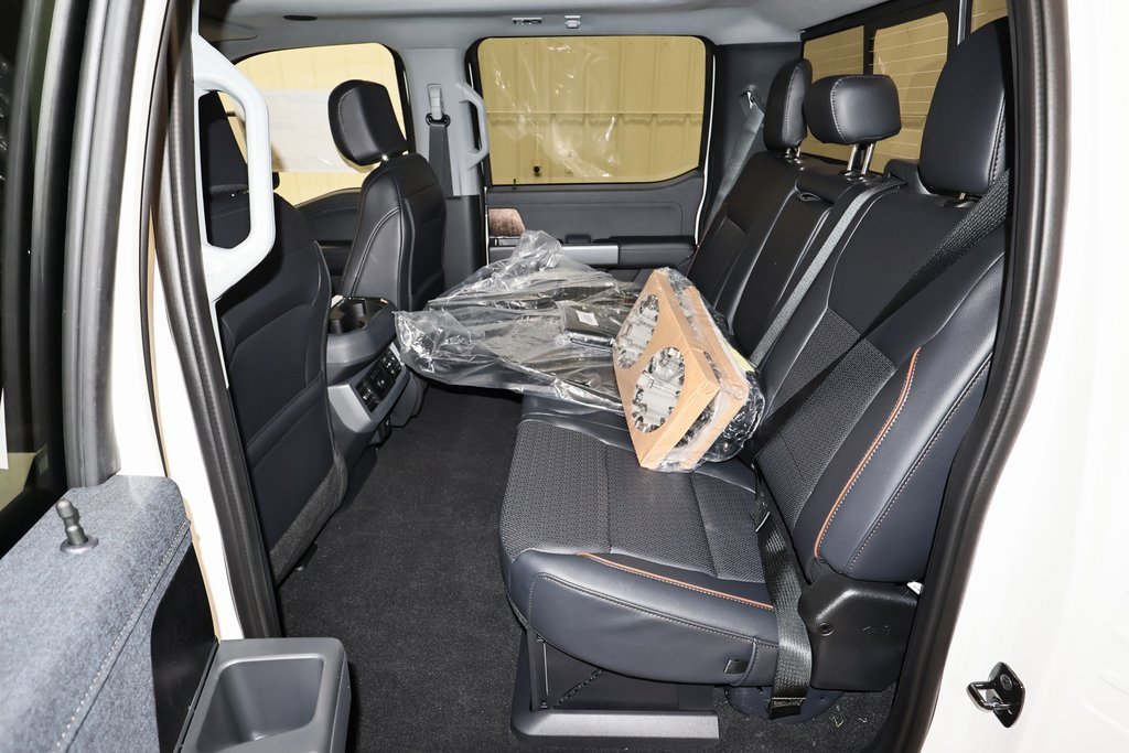 New 2025 Ford F350 Lariat w/ Lariat Ultimate Package image 13