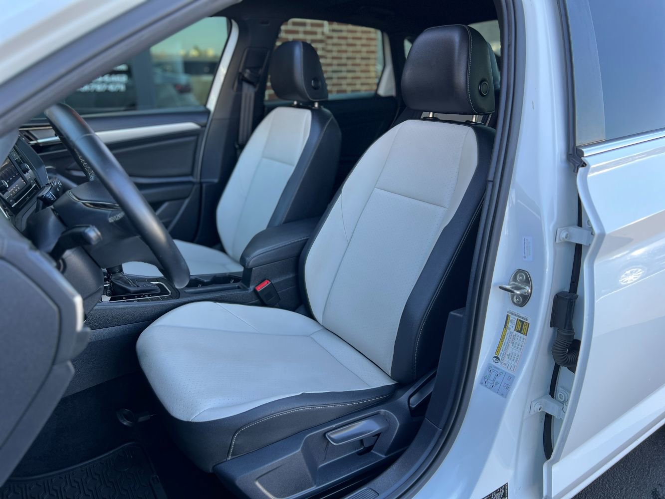 Used 2021 Volkswagen Jetta R-Line w/ R-Line Cold Weather Package image 22