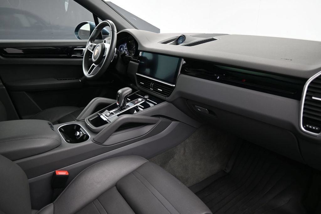 Certified 2020 Porsche Cayenne AWD/4WD image 14