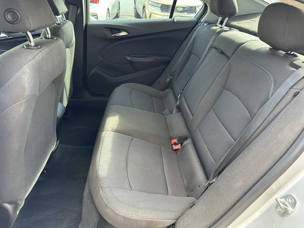 Used 2019 Chevrolet Cruze LT w/ Convenience Package image 19