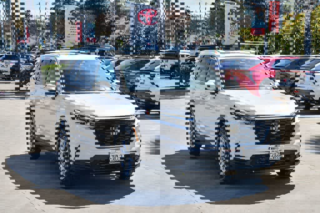 Used 2023 Honda CR-V EX-L image 3