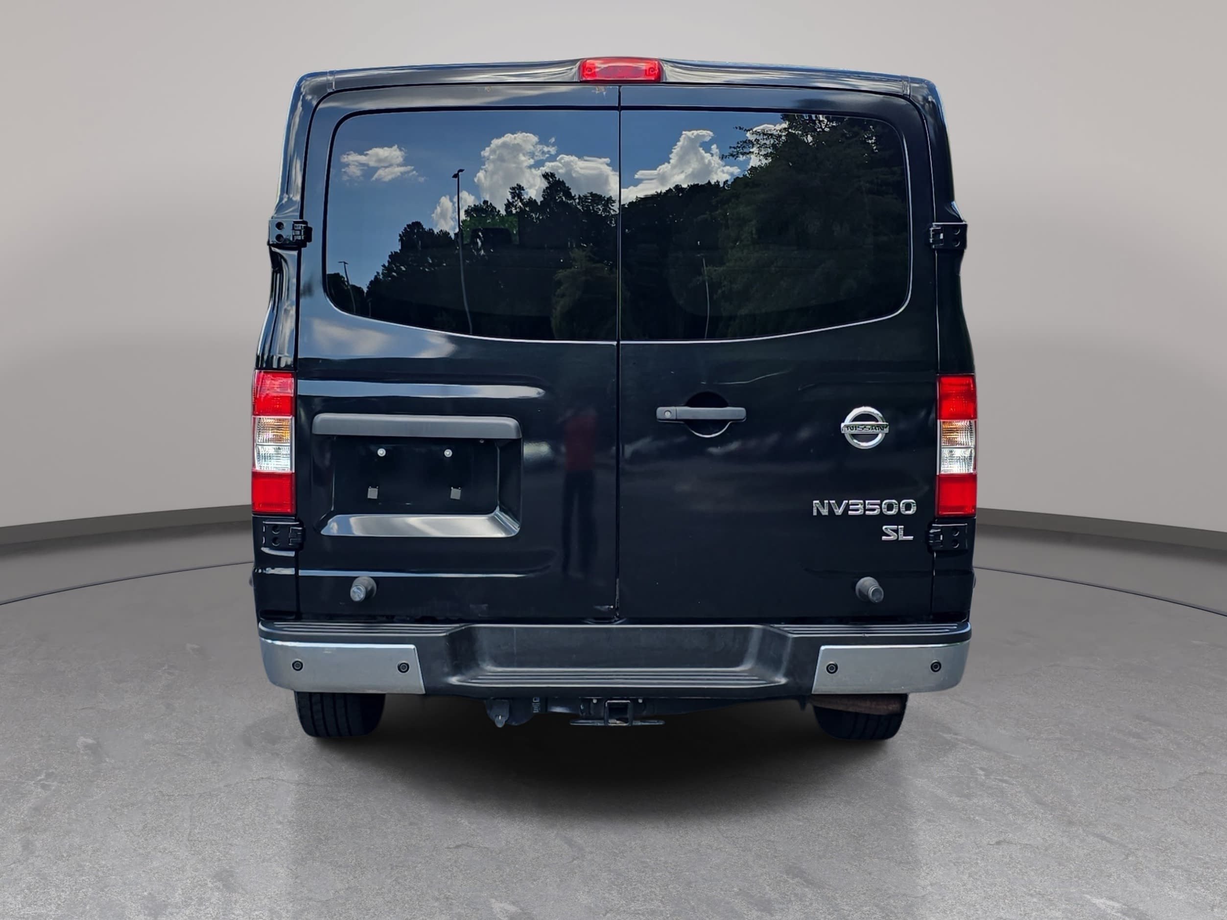 Used 2021 Nissan NV 3500 SL RWD image 6