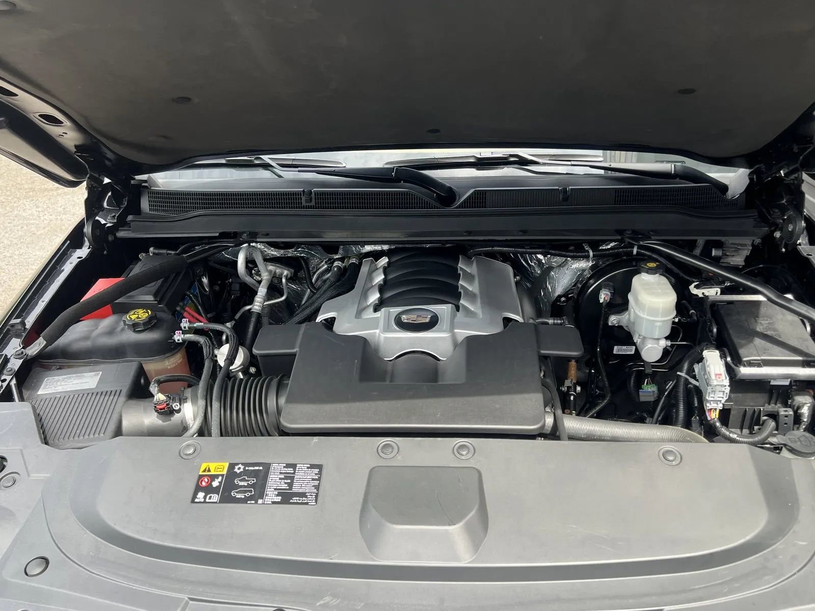 Used 2015 Cadillac Escalade Platinum image 10