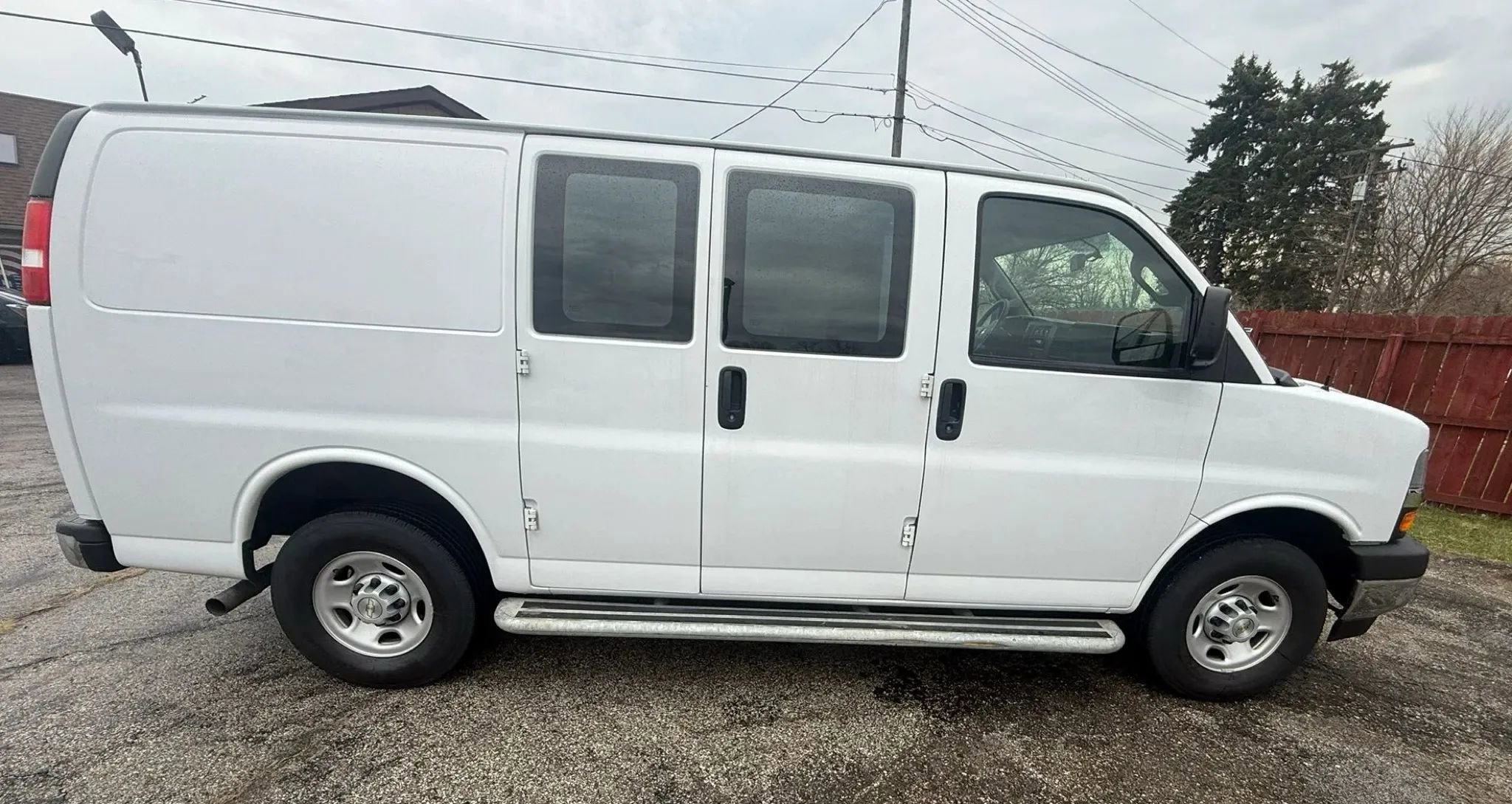 Used 2024 Chevrolet Express 2500 w/ Driver Convenience Package image 6
