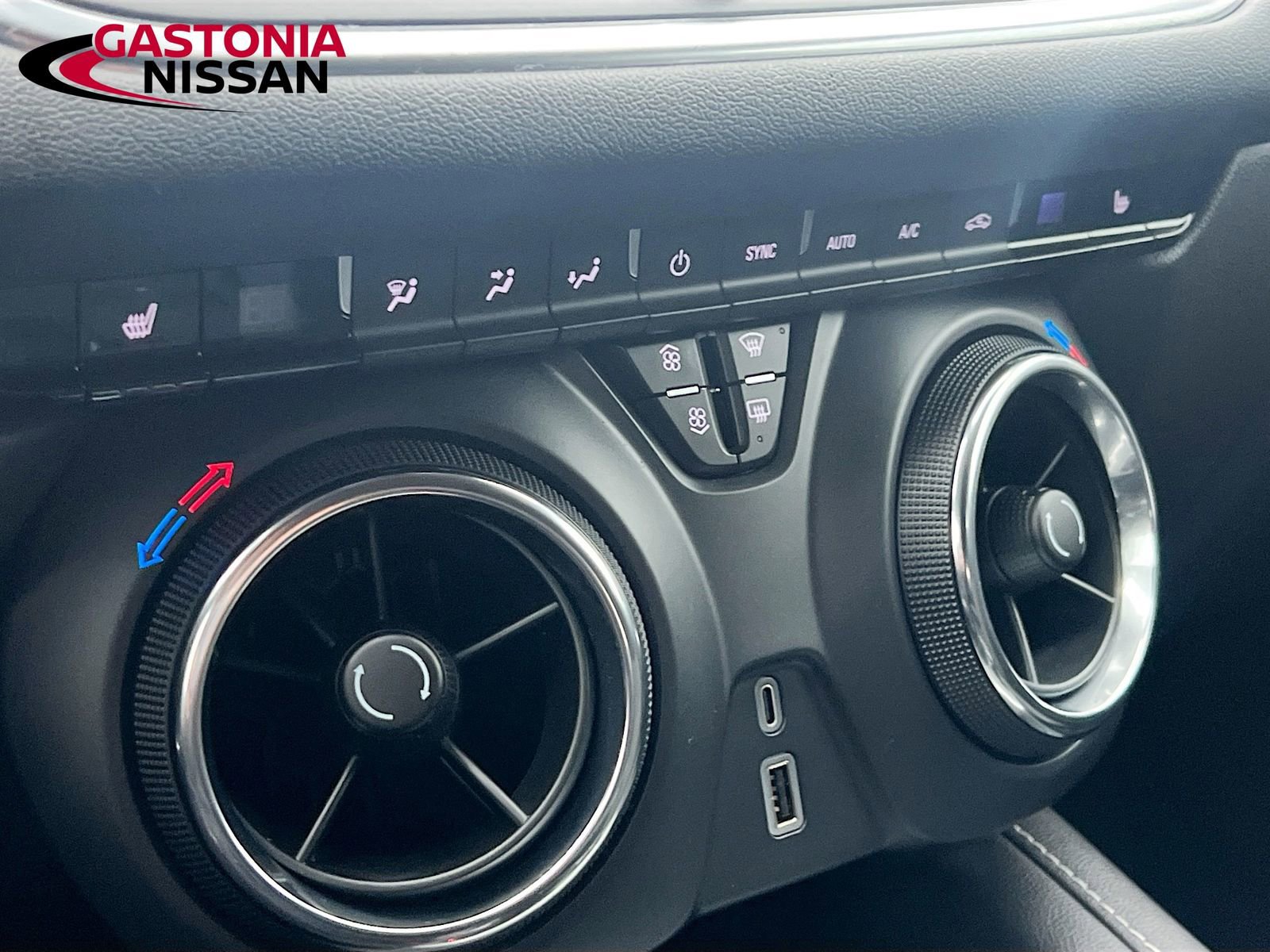 Used 2023 Chevrolet Blazer LT w/ Convenience Package image 21