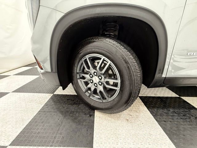 Used 2025 GMC Acadia Elevation image 10