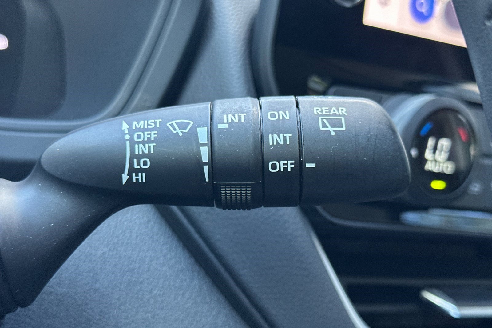Used 2024 Toyota Grand Highlander XLE FWD image 33