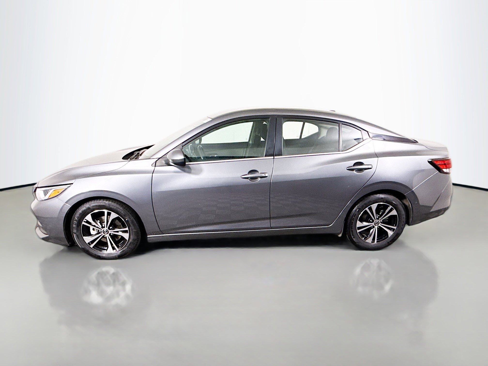 Used 2023 Nissan Sentra SV image 6