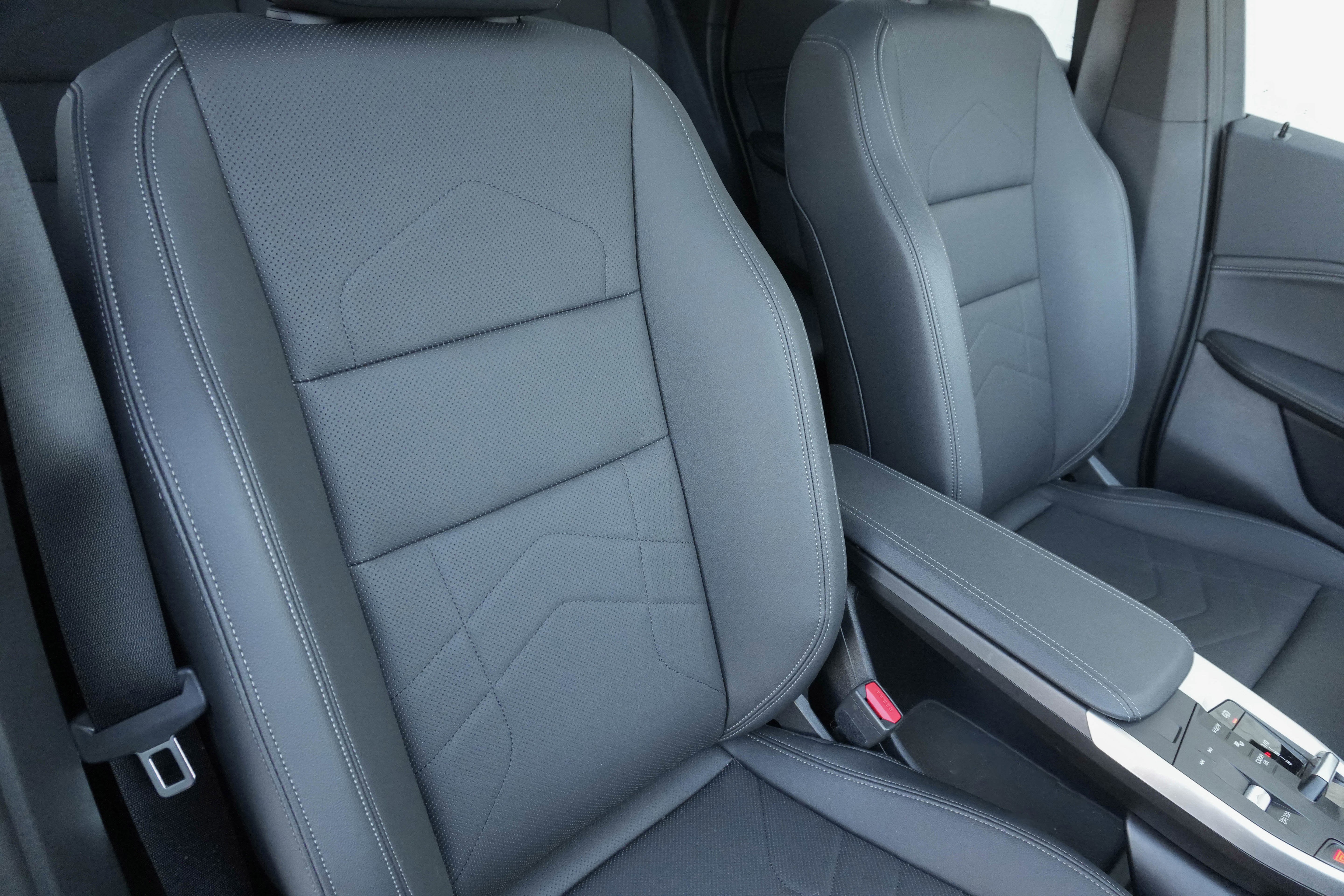 Certified 2023 BMW X1 xDrive28i w/ Convenience Package image 15