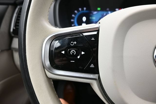 Used 2023 Volvo XC90 B6 Plus w/ Protection Package Premier AWD/4WD image 27