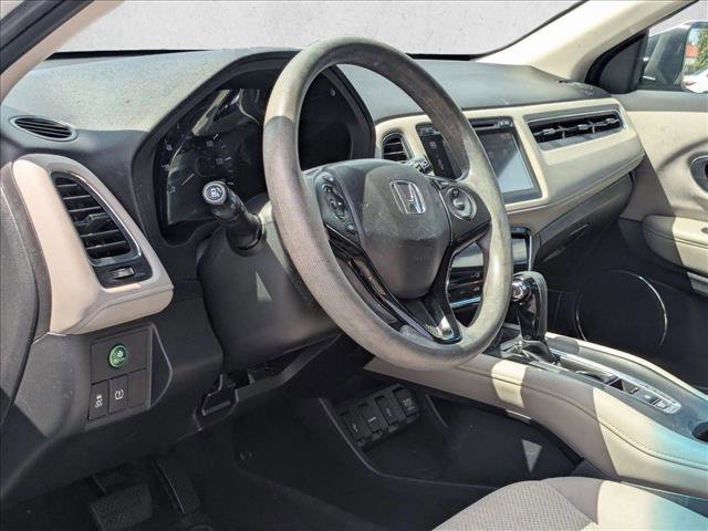 Used 2017 Honda HR-V EX image 2