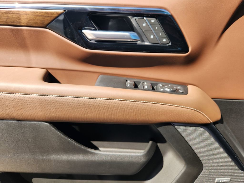 New 2026 Chevrolet Tahoe High Country image 16