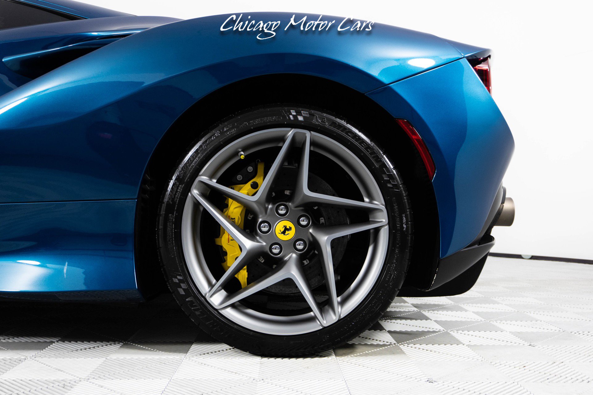 Used 2021 Ferrari F8 Tributo image 4