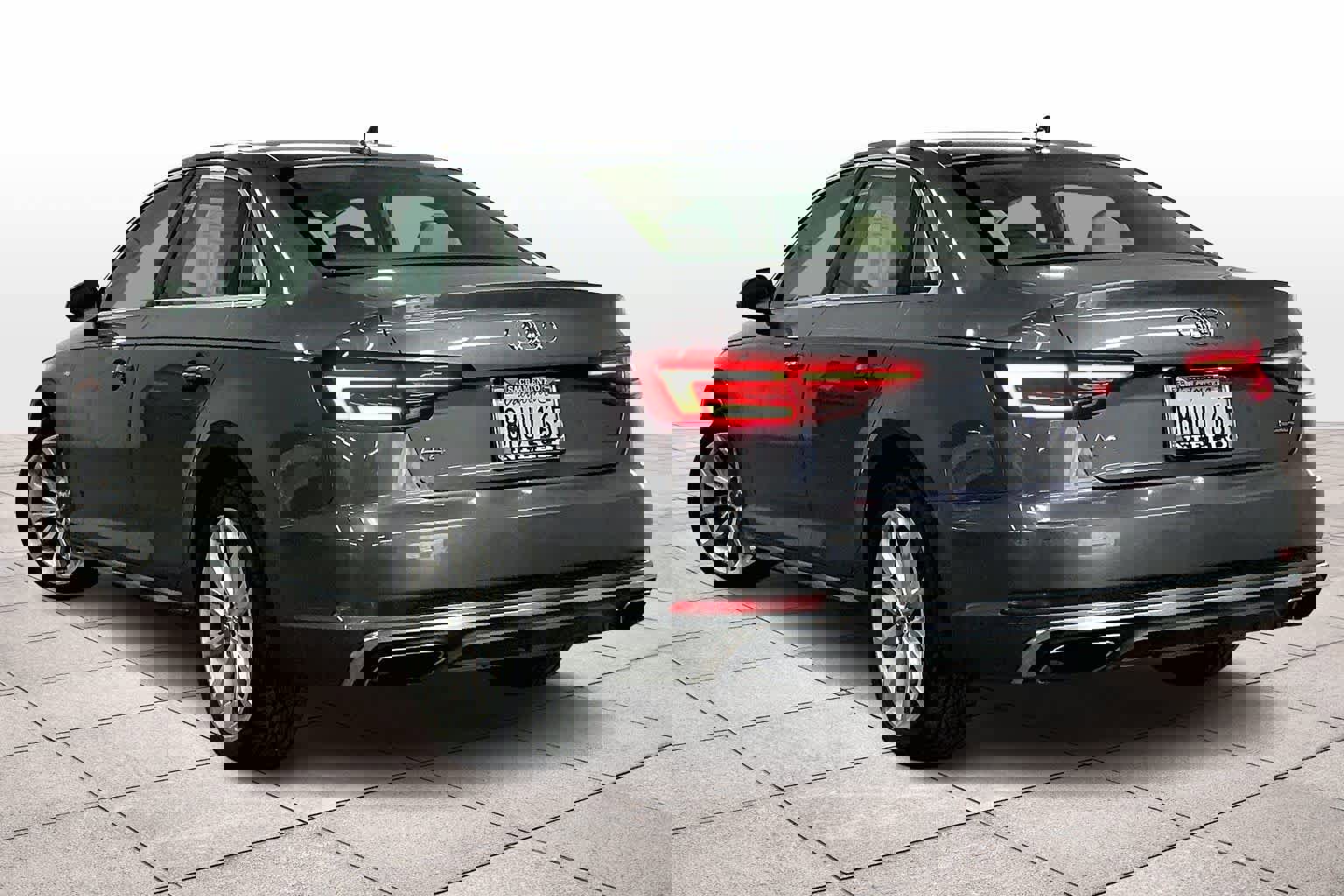 Used 2019 Audi A4 2.0T Premium w/ Convenience Package image 11