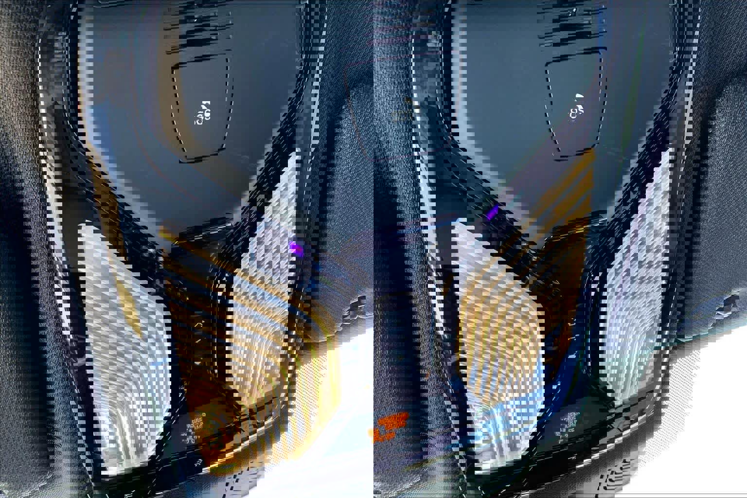 Used 2018 BMW 540i xDrive w/ M Sport Package image 31