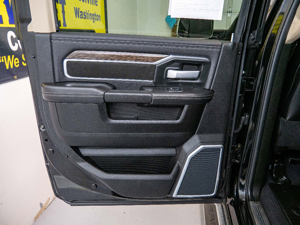 Used 2020 RAM 3500 Laramie image 9