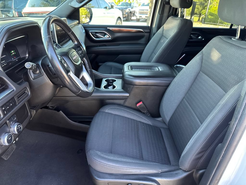Used 2023 GMC Yukon XL SLE w/ Gmc Pro Safety Plus Package RWD image 19