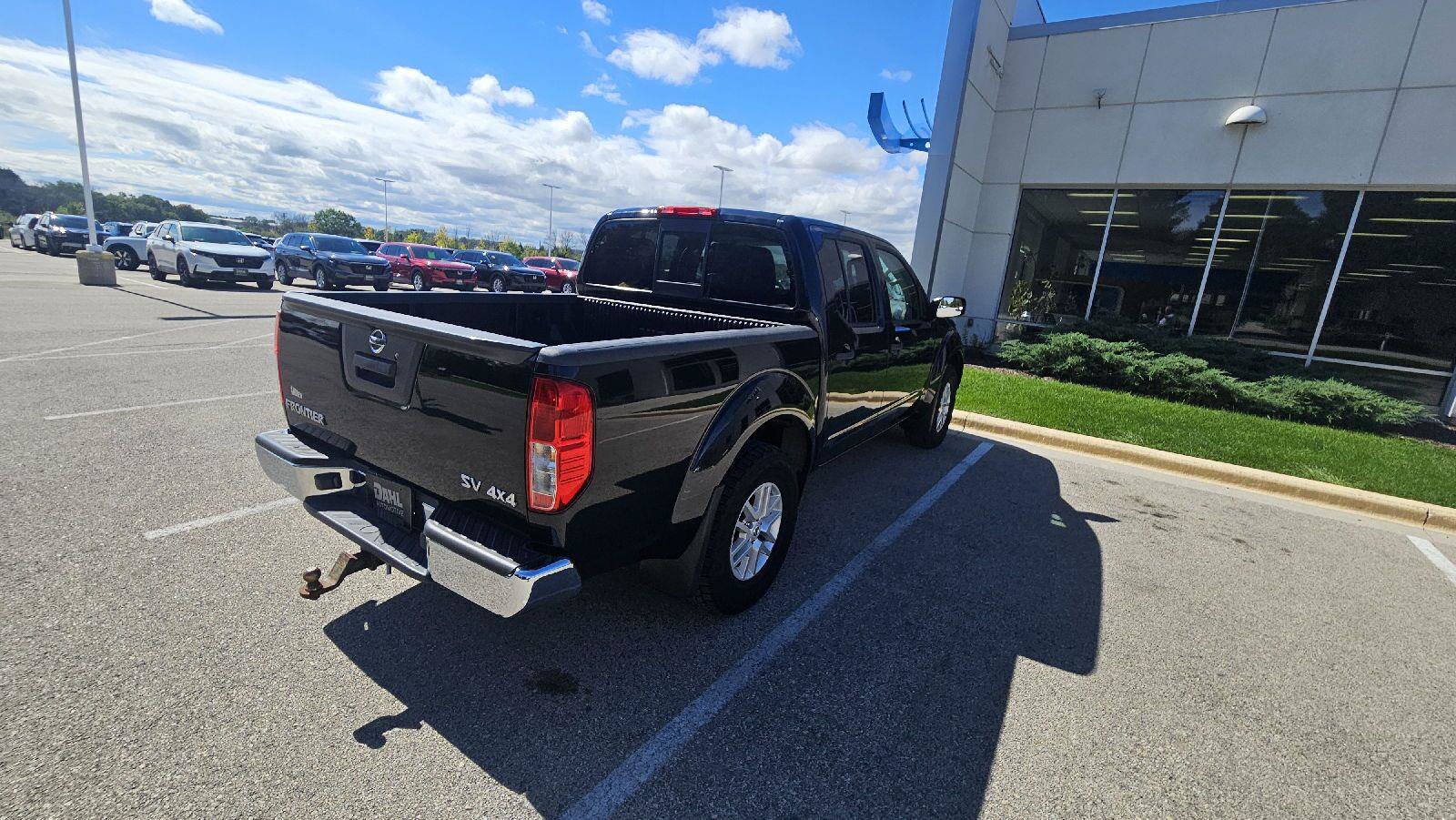 Used 2019 Nissan Frontier SV AWD/4WD image 17