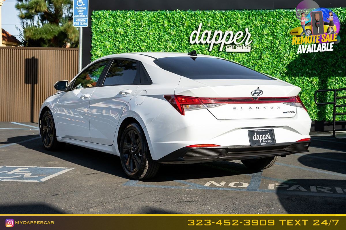 Used 2021 Hyundai Elantra Blue image 8