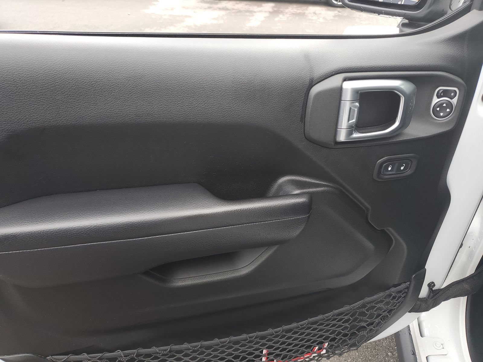 Used 2019 Jeep Wrangler Unlimited Rubicon AWD/4WD image 18