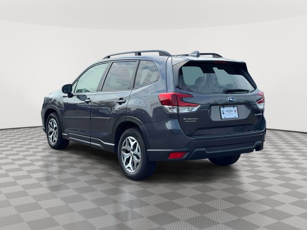 Used 2021 Subaru Forester Premium AWD/4WD image 5