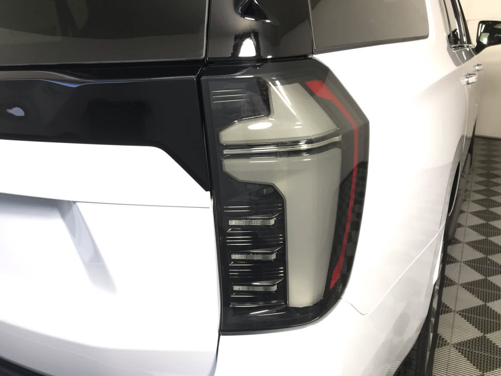 New 2026 Chevrolet Suburban High Country w/ Sun And Tow Package image 21