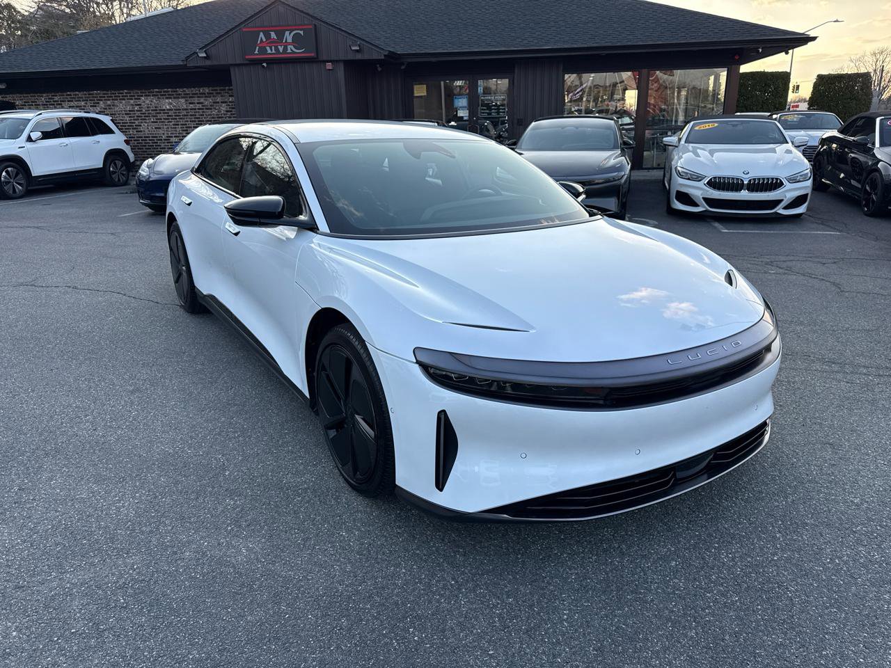 Used 2024 Lucid Air Touring image 15