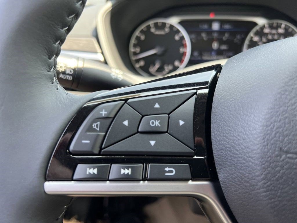 Certified 2025 Nissan Altima 2.5 SV w/ SV Premium Package FWD image 27