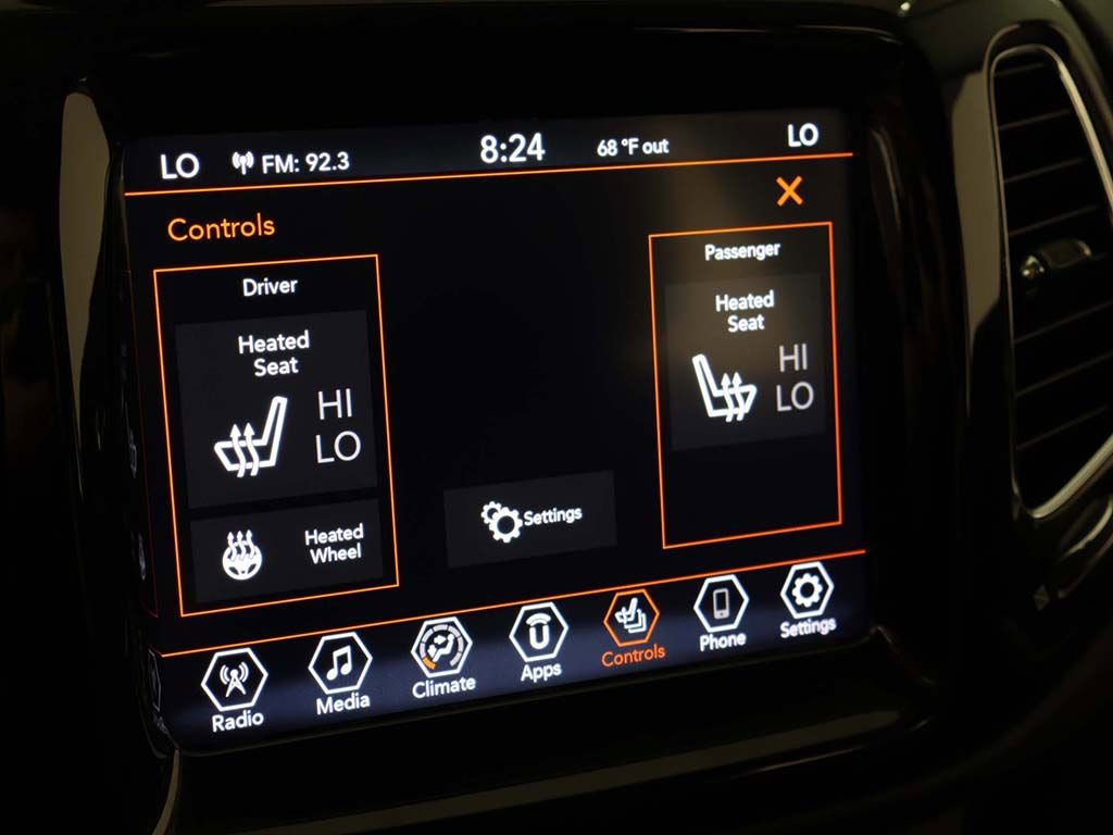 Used 2020 Jeep Compass Limited image 41