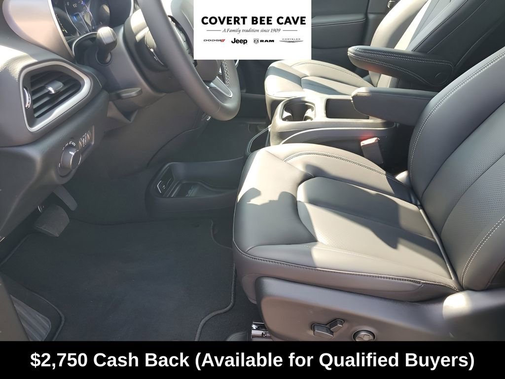 New 2026 Chrysler Voyager LX image 30