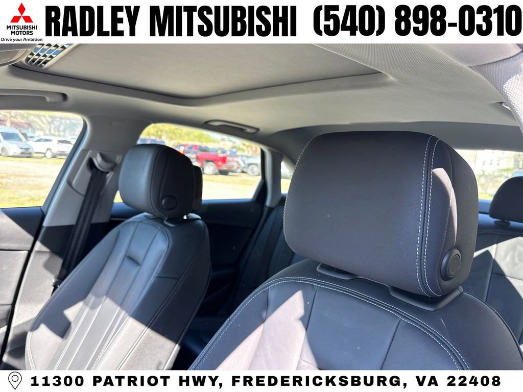 Used 2021 Audi A4 2.0T Premium w/ Convenience Package image 2
