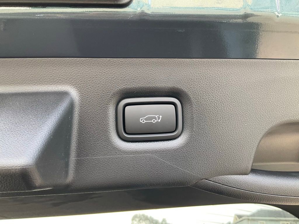 Used 2025 Hyundai Ioniq 5 SEL image 11