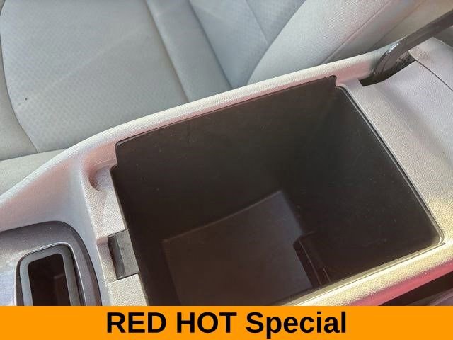 Used 2021 Chevrolet Malibu LT image 28