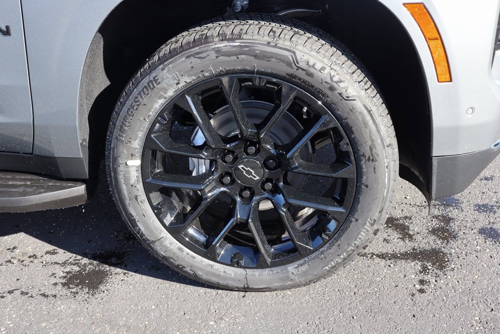 New 2026 Chevrolet Suburban LS w/ LPO, Dark Essentials Package image 27