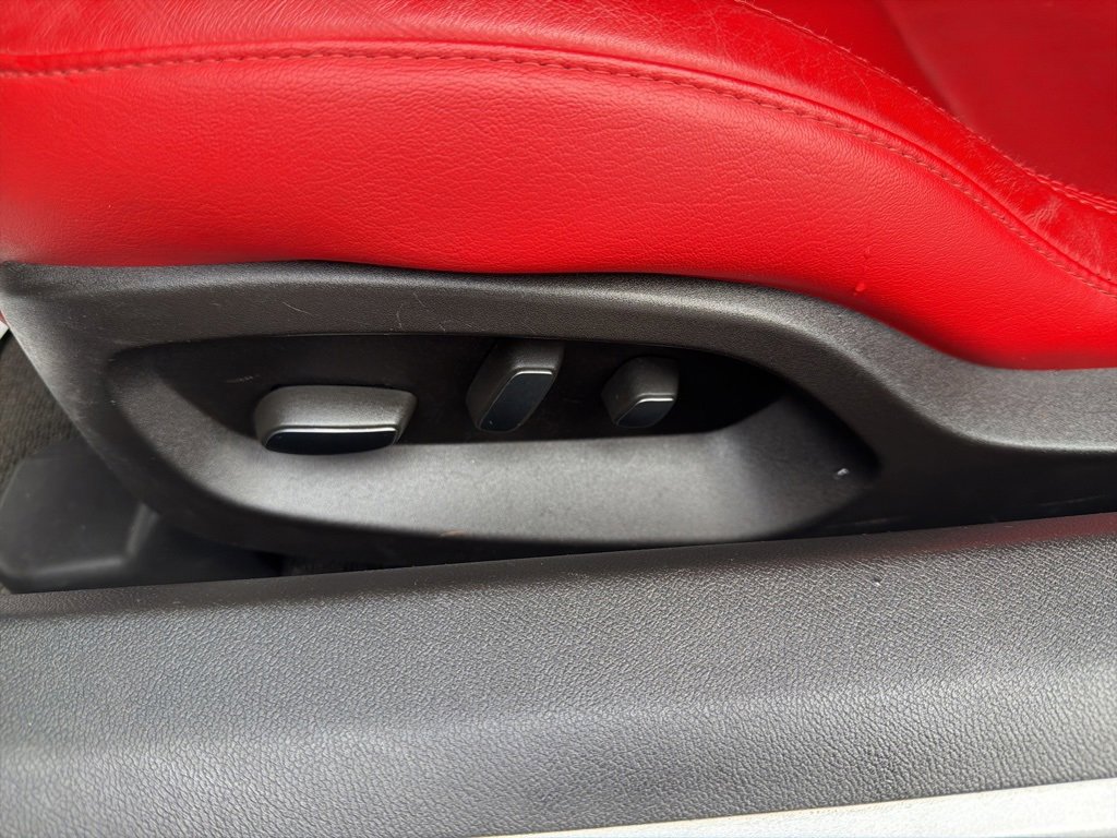 Used 2014 Chevrolet Corvette w/ Z51 Performance Package w/ 2LT Preferred Equipment Group image 20