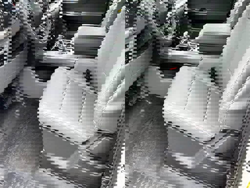 New 2023 Ford F150 Lightning Pro image 10