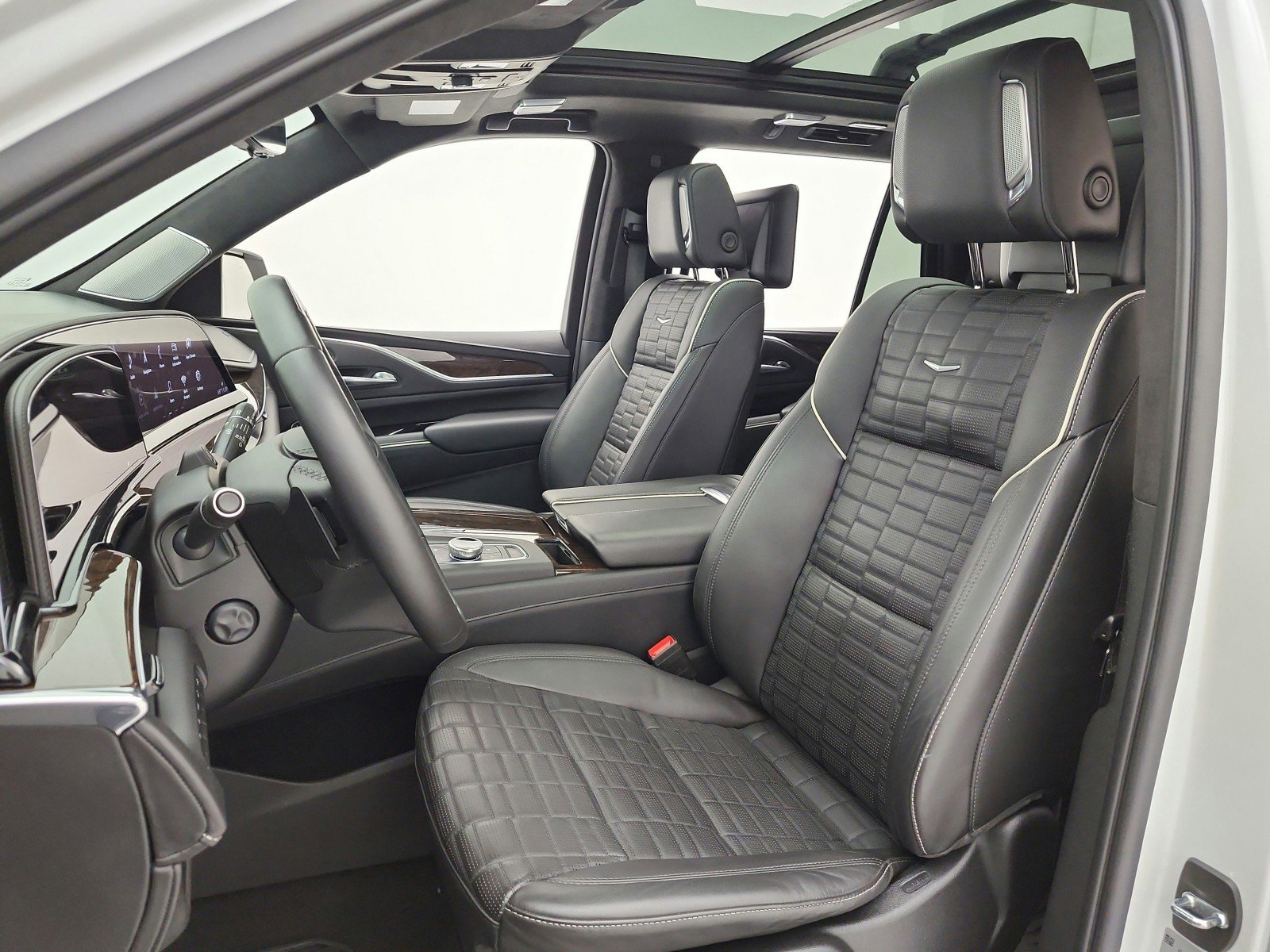 Used 2022 Cadillac Escalade Sport Platinum w/ Heavy-Duty Trailer Package image 13