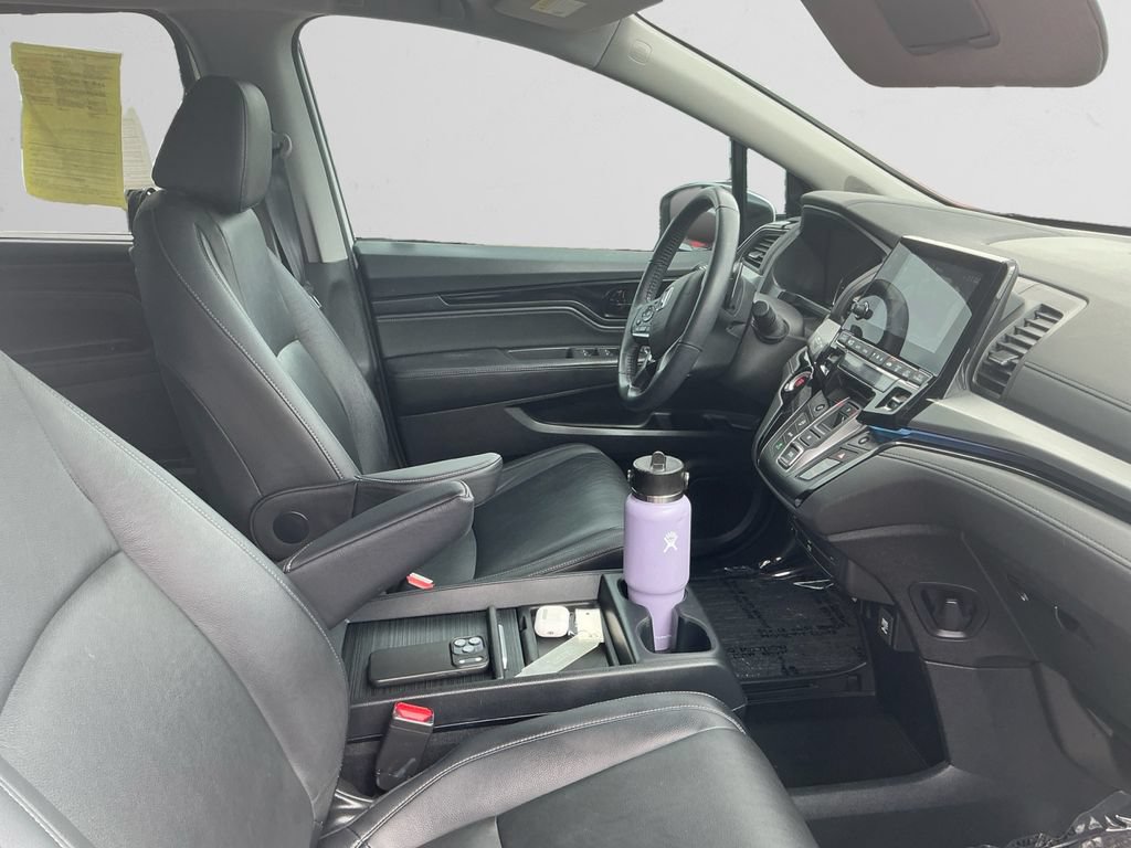 Used 2023 Honda Odyssey Touring image 15