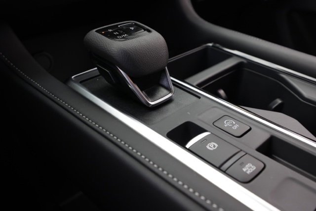 New 2025 Nissan Pathfinder SV image 31