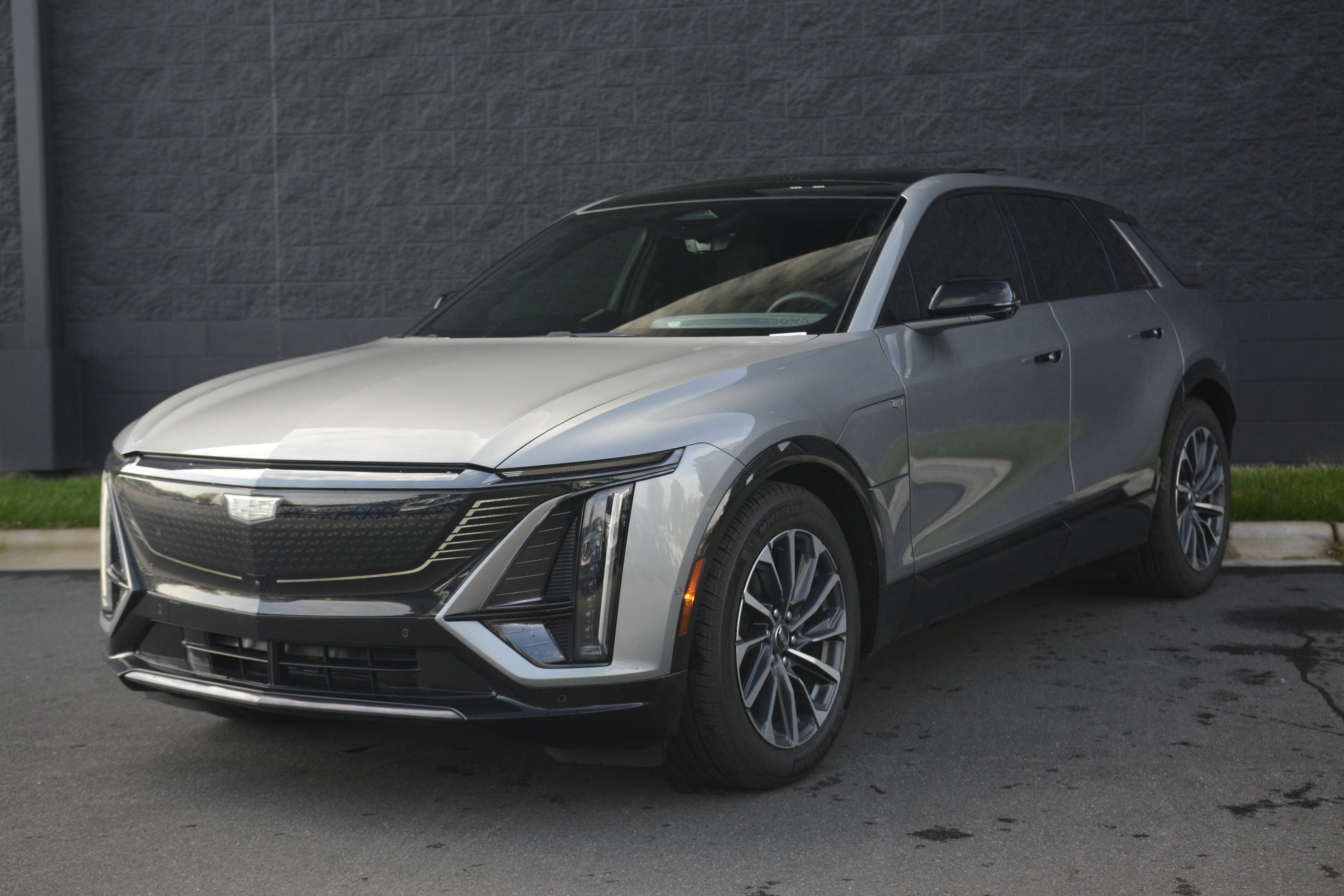 Used 2025 Cadillac Lyriq Sport w/ LPO, Floor Liner Package image 42