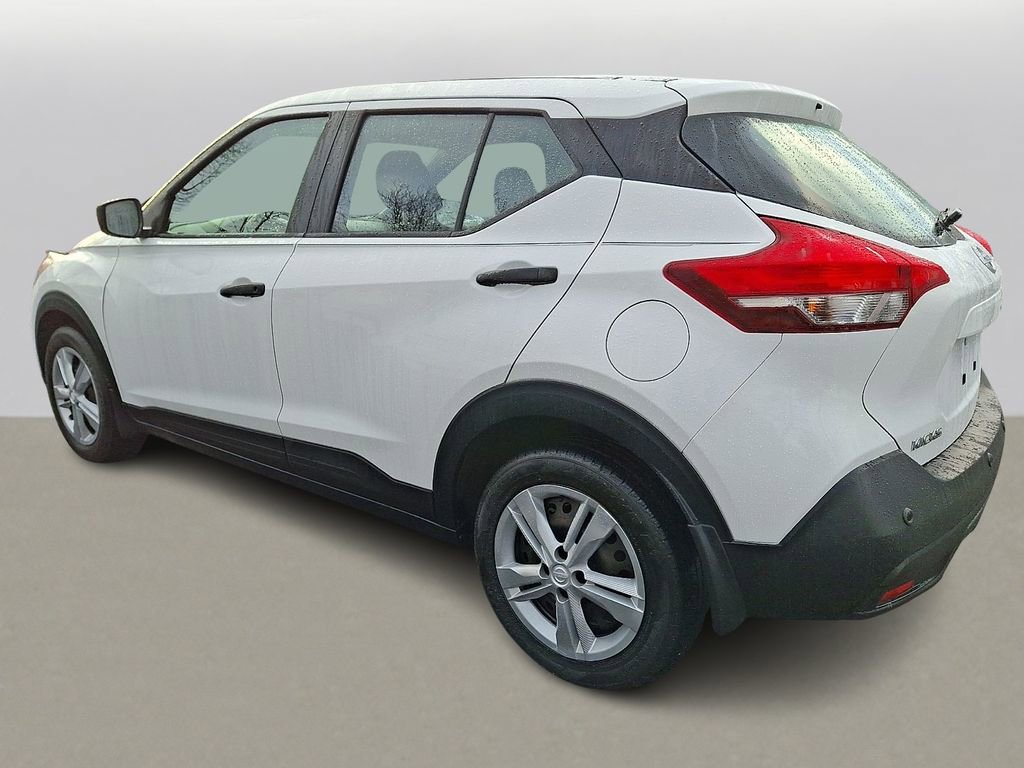 Used 2020 Nissan Kicks S image 5