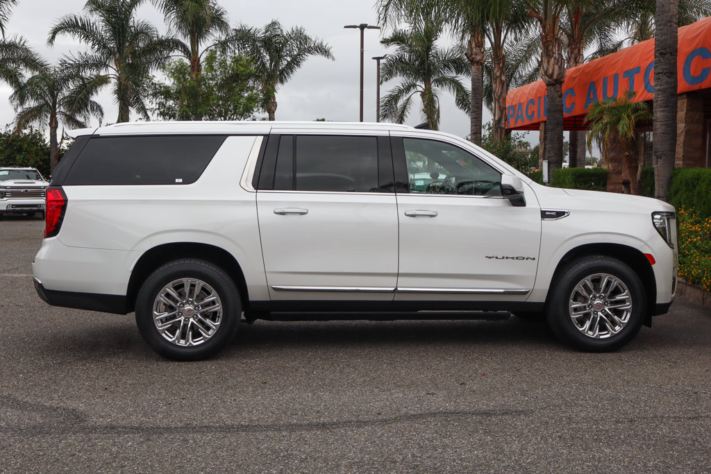 Used 2021 GMC Yukon XL SLT w/ SLT Premium Package AWD/4WD image 10