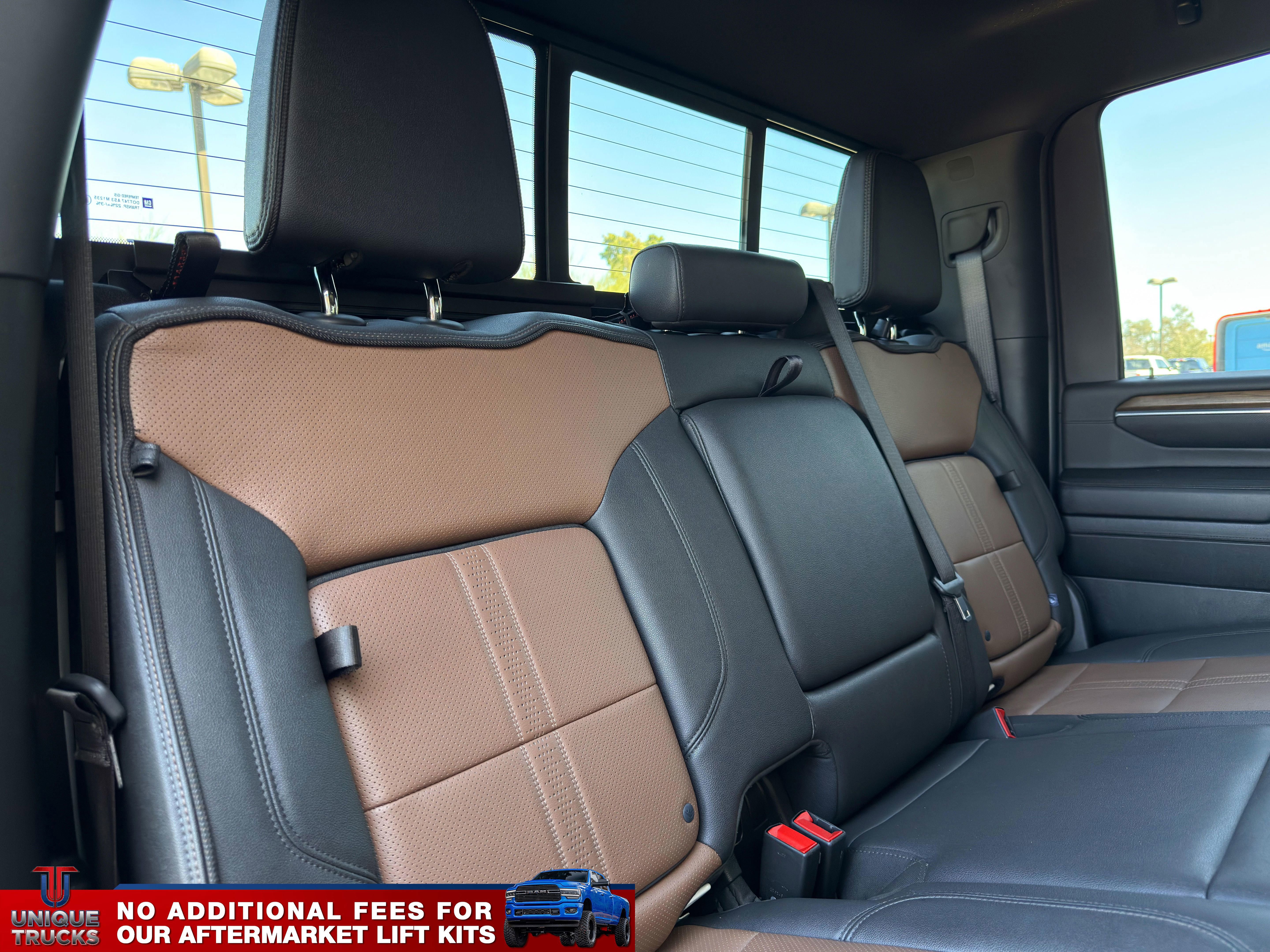 Used 2024 Chevrolet Silverado 2500 High Country w/ High Country Premium Package image 31