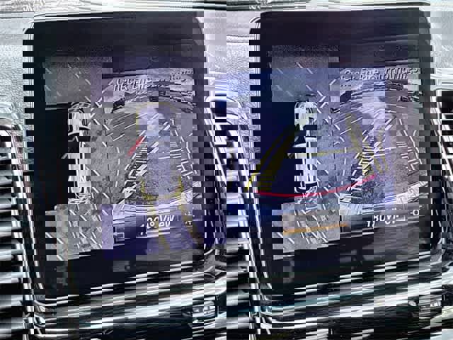 Used 2019 Mercedes-Benz GLE 400 4MATIC image 32