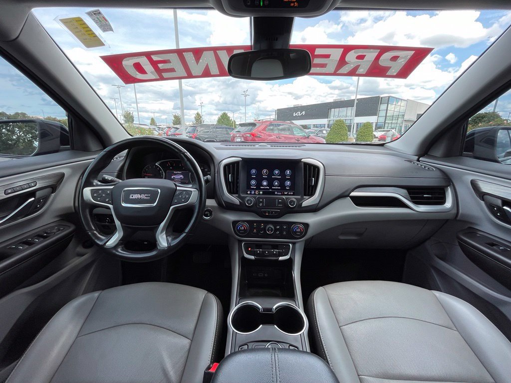Used 2022 GMC Terrain SLT FWD image 29